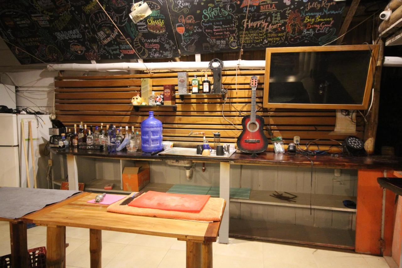 Kamala Surf & Backpacker Hostel Montanita Ngoại thất bức ảnh