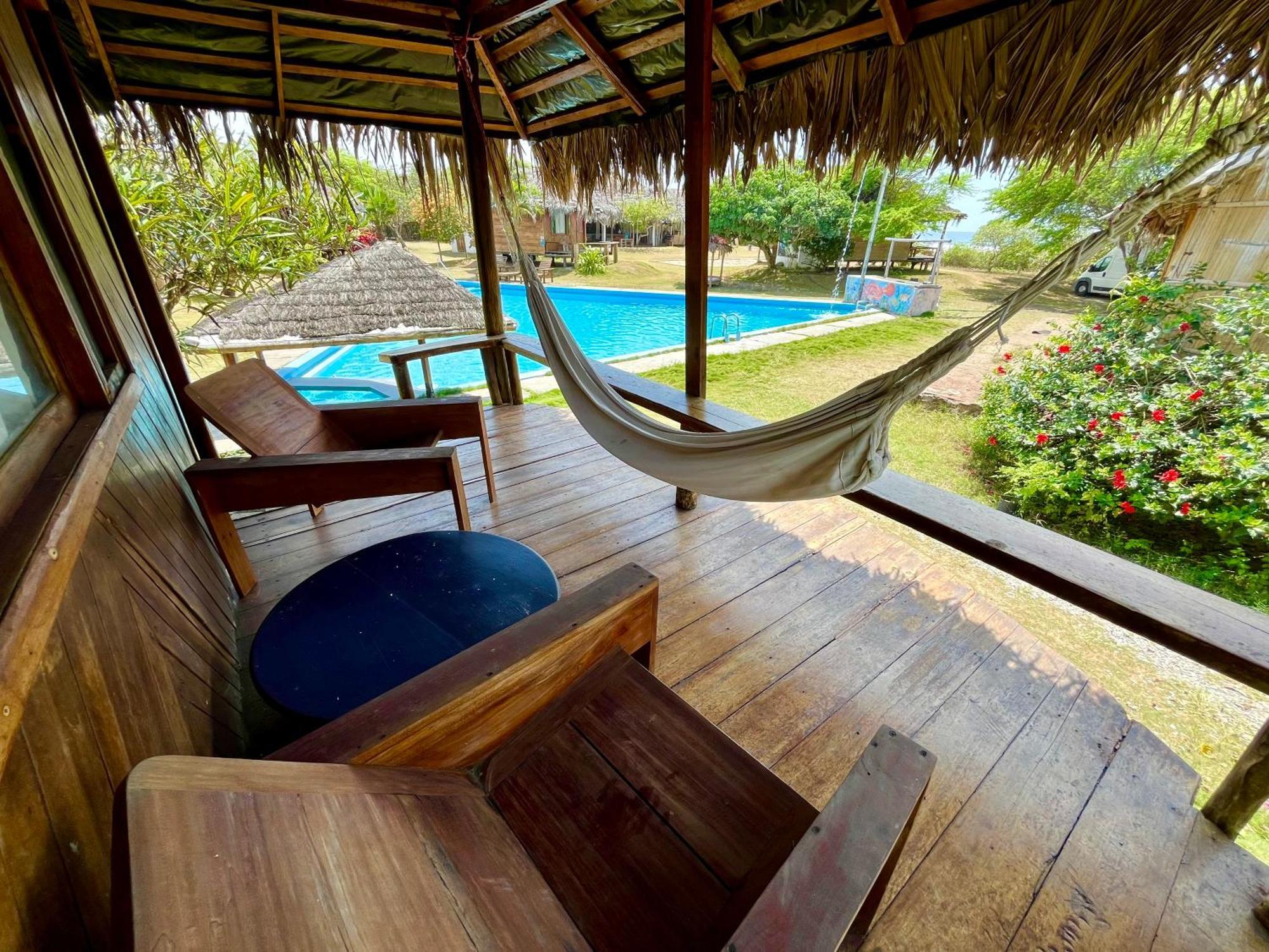 Kamala Surf & Backpacker Hostel Montanita Ngoại thất bức ảnh